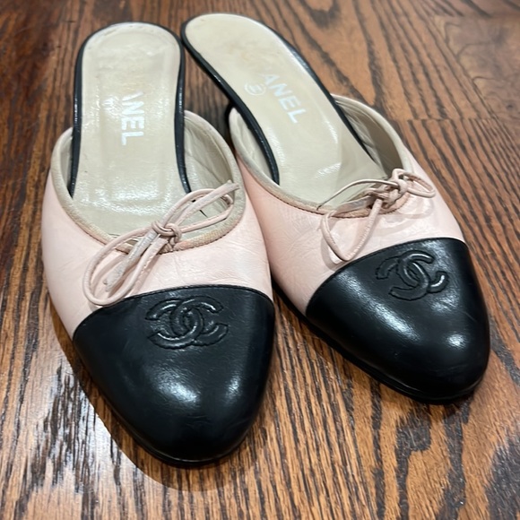 Chanel Ballet Mules 37 - Picture 3 of 9